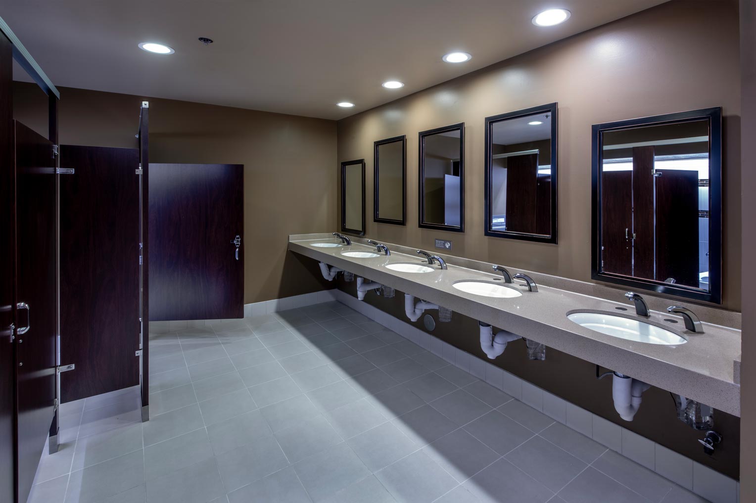 Upscale men’s room